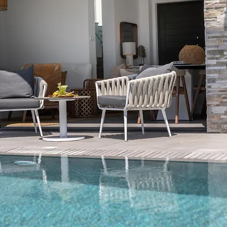 Chris Le Mare Gold Luxury * Protaras