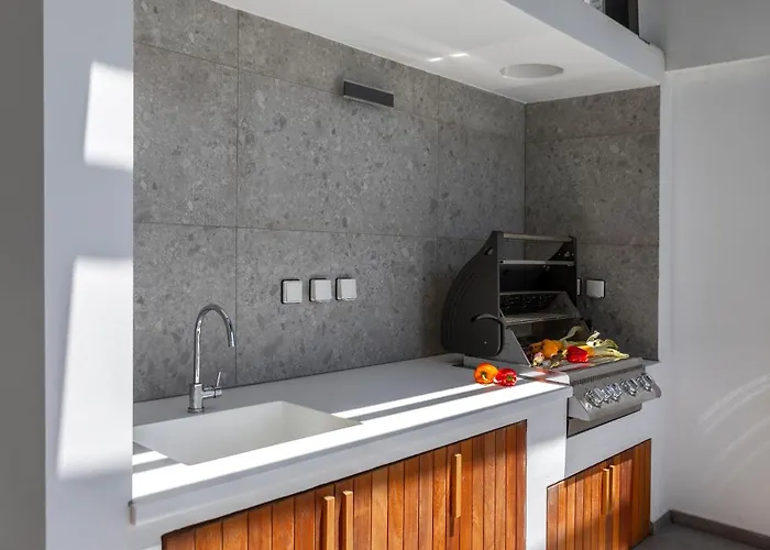 Villa Chris Le Mare Gold Luxury Protarász