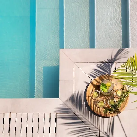 Chris Le Mare Gold Luxury Villa