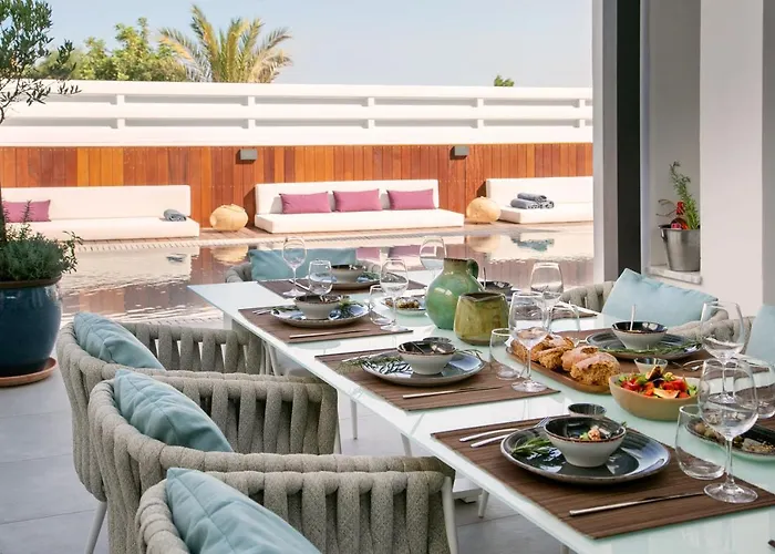 Chris Le Mare Gold Luxury