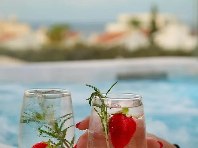 Chris Le Mare Gold Luxury