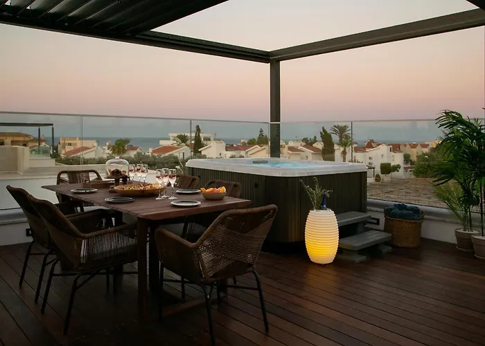 Chris Le Mare Gold Luxury