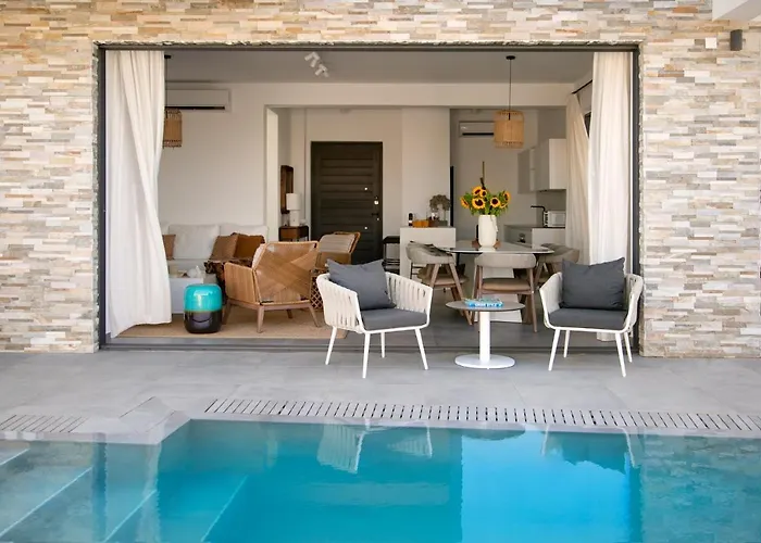 Chris Le Mare Gold Luxury * Protaras