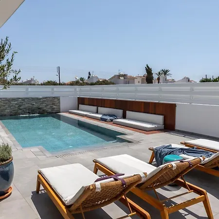 Chris Le Mare Gold Luxury