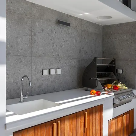 Villa Chris Le Mare Gold Luxury Protaras