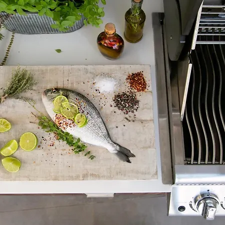 فيلة Chris Le Mare Gold Luxury *