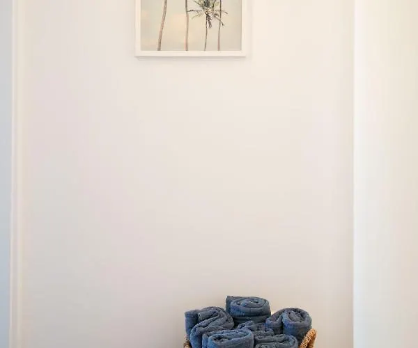 Chris Le Mare Gold Luxury